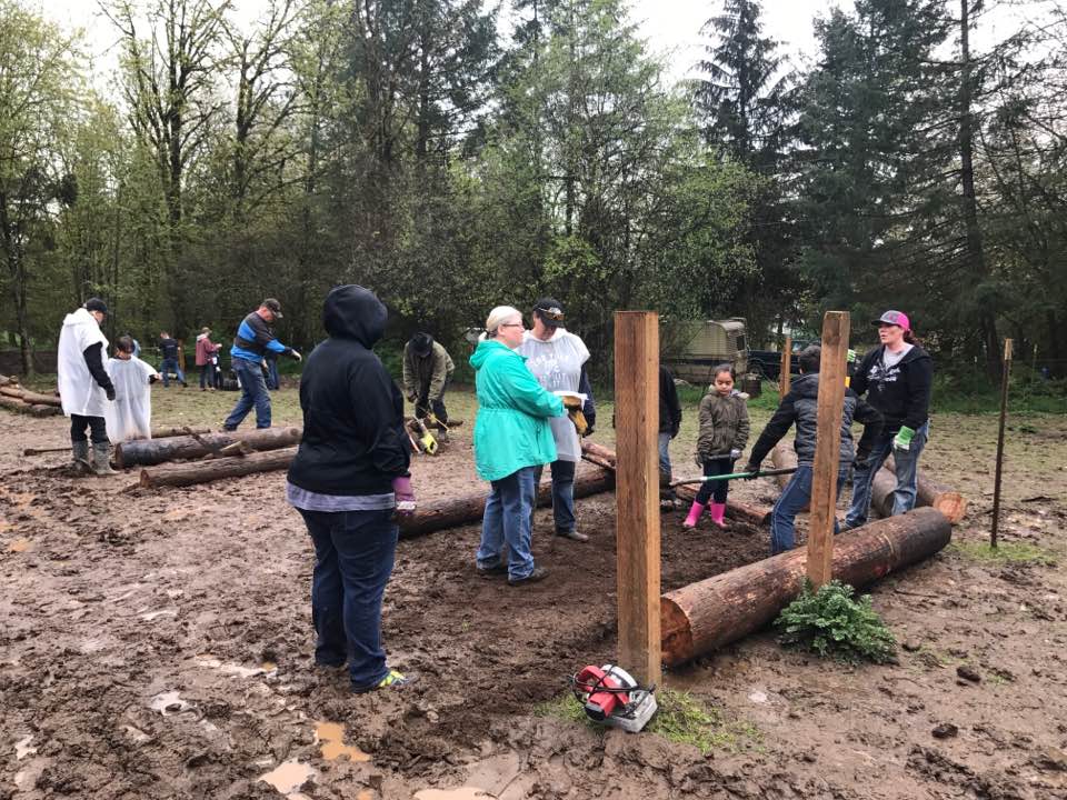 YMs, parents & staff working at Windhaven Therapeutic Riding